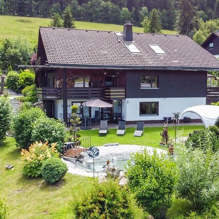 Haus Blattert - Neuglashuetten فيلدبرج المظهر الخارجي الصورة