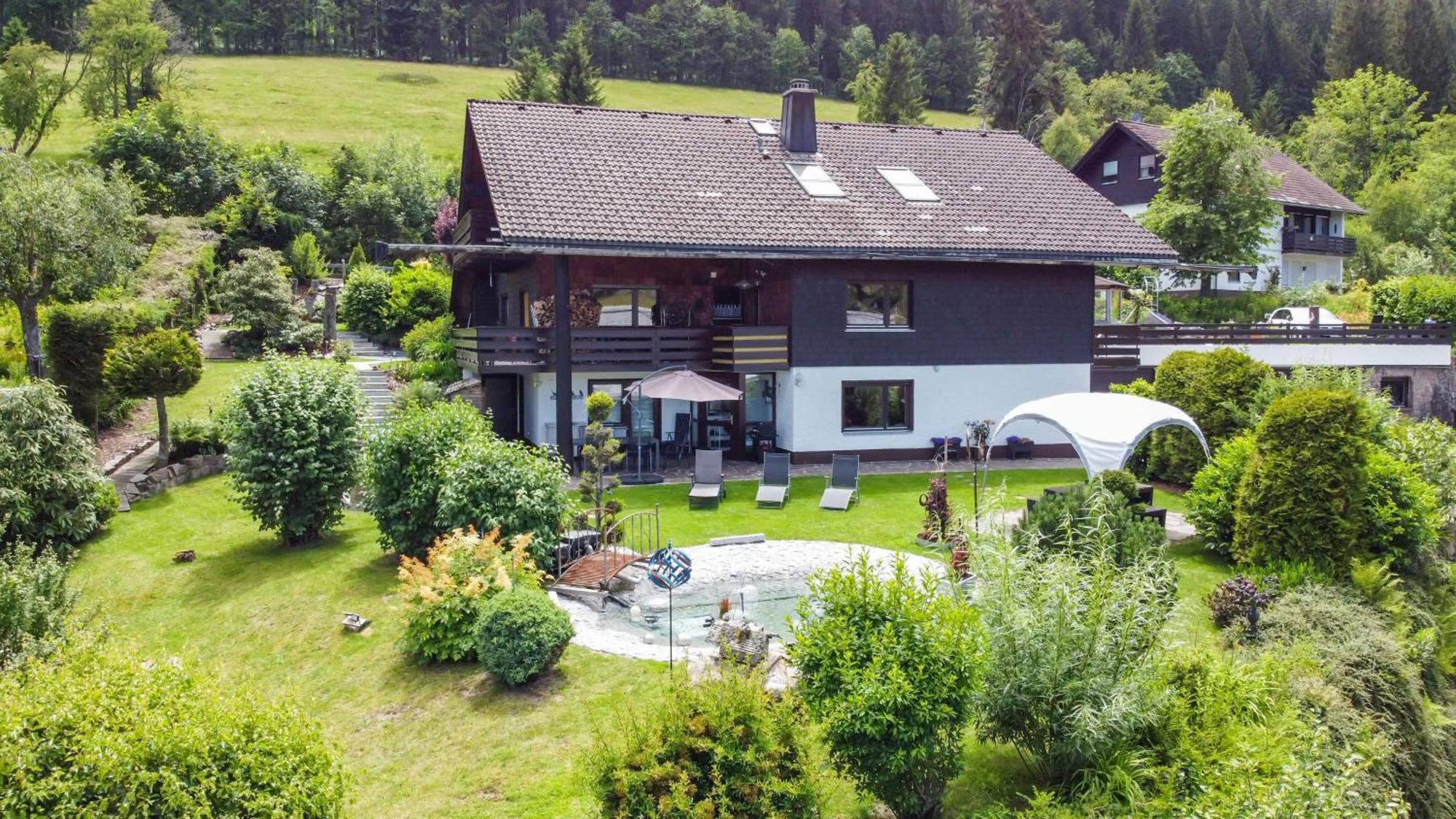 Haus Blattert - Neuglashuetten فيلدبرج المظهر الخارجي الصورة